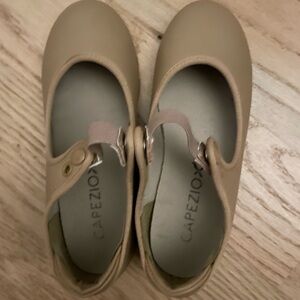 Capezio Tan Tap Shoes with Silver Plates